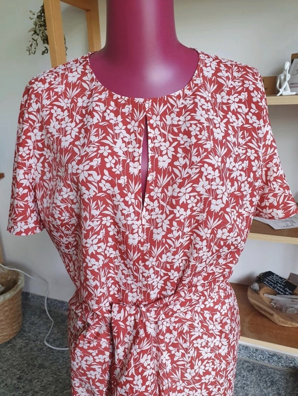 Lauren Ralph Floral Red Dress - Picture 4 of 13